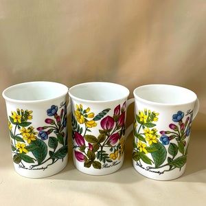 Crown Trent Fine Bone China Set Of 3 Floral Coffee Mugs/Cups England E1189